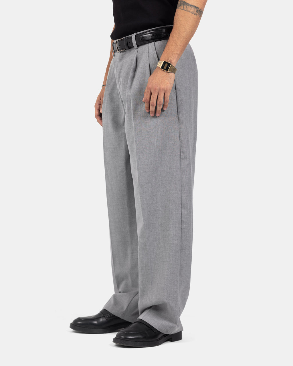Signature Pleated Trousers — Grey